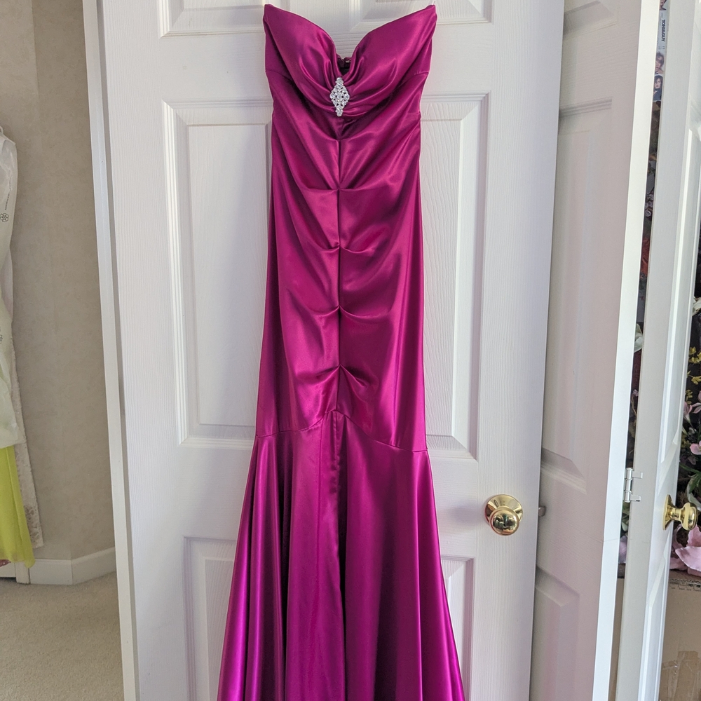 Vintage Fuschia Prom/ Homecoming Dress